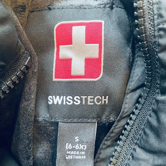 Kids Black Hooded Puffer Jacket - Picture 3 of 3